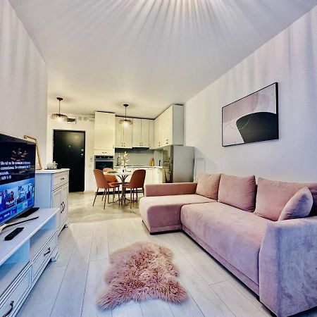 Palfi Apartment With Garden & Parking Cluj-Napoca Eksteriør bilde